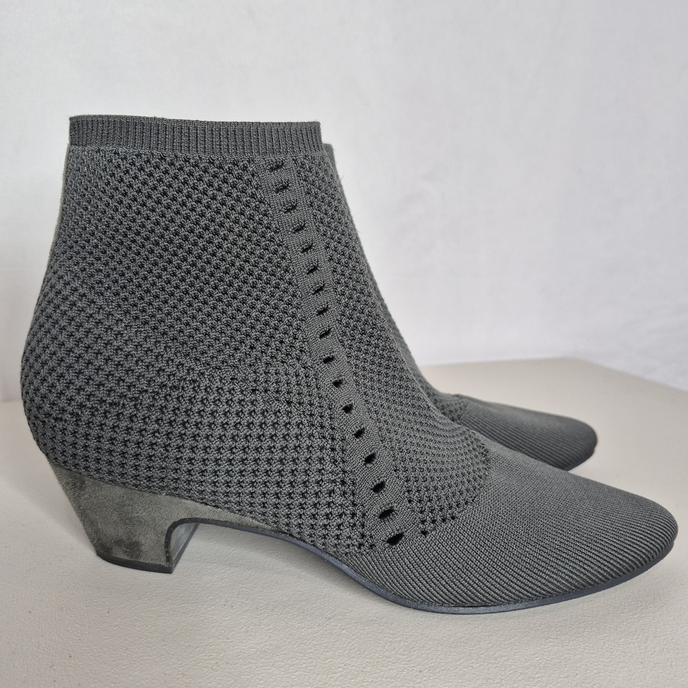 Eileen Fisher Purl Knit Sock Booties - Size 9
